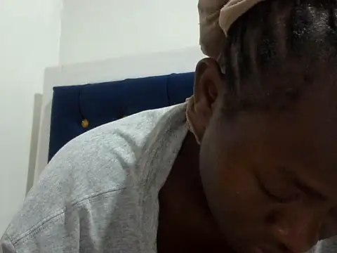 Seeexxxy-bree online show from March 18, 2026, 7:33 am