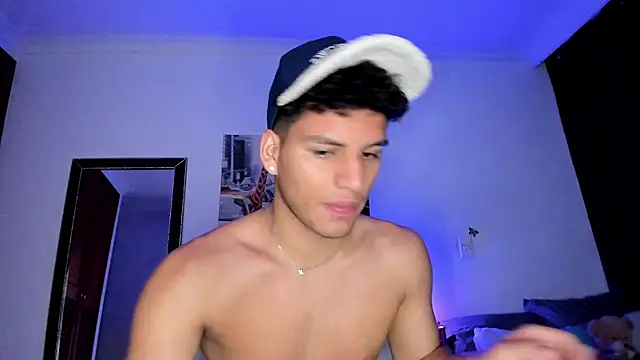 Snapshot of Curlblue chatting on February 22, 2025, 8:18 am Curlblue online show from February 22, 2025, 8:18 am