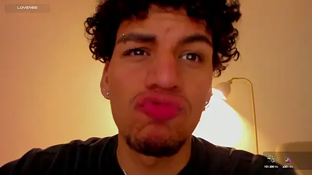 Snapshot of Curlblue chatting on September 28, 2025, 12:50 am Curlblue online show from September 28, 2025, 12:50 am