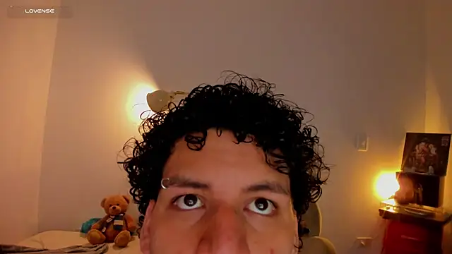 Snapshot of Curlblue chatting on October 1, 2025, 4:06 am Curlblue online show from October 1, 2025, 4:06 am