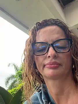 CioniWeiss online show from February 13, 2026, 8:31 pm