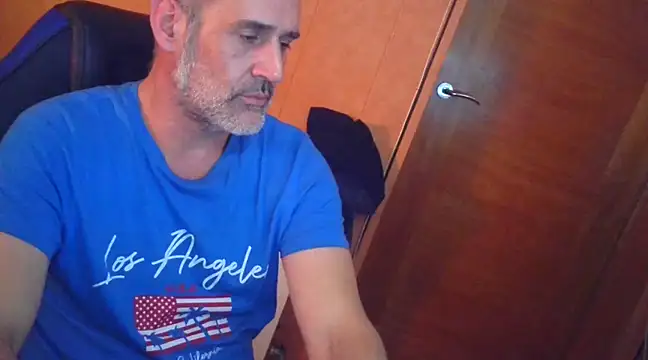 Lia Y PatrickX online show from March 12, 2025, 8:52 pm