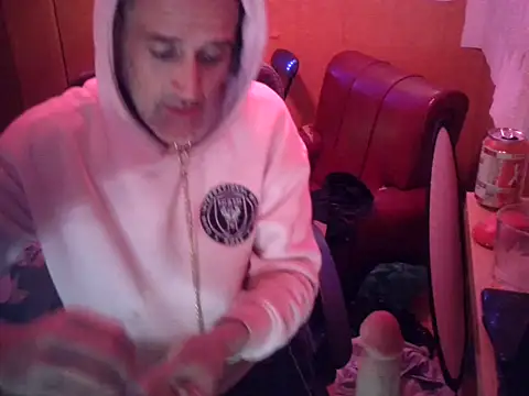 Lia Y PatrickX online show from November 27, 2025, 10:16 am