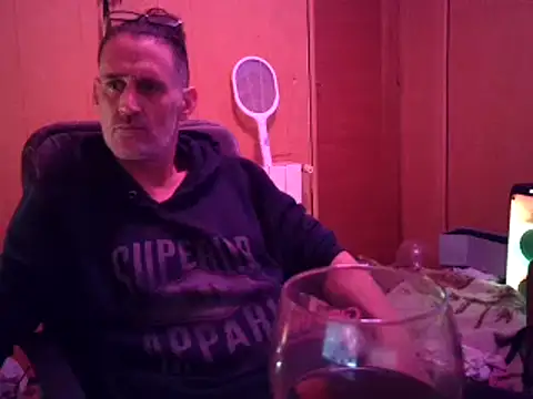 Lia Y PatrickX online show from November 30, 2025, 12:22 am