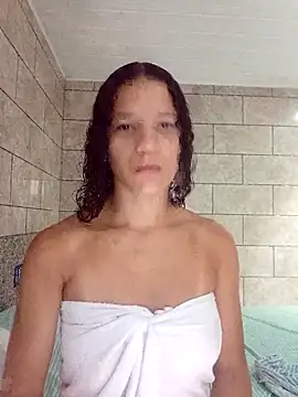 Snapshot of By_Aninha chatting on April 30, 2026, 11:06 am By Aninha online show from April 30, 2026, 11:06 am