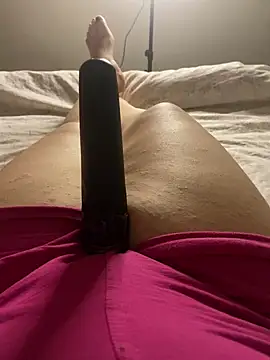 Ceyceys online show from March 7, 2025, 9:48 pm