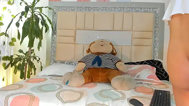 GingerDollx online show from December 15, 2025, 8:14 pm