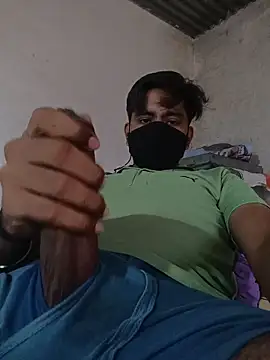 Snapshot of Pussy_lover_33 chatting on October 30, 2025, 8:23 am Pussy lover 33 online show from October 30, 2025, 8:23 am