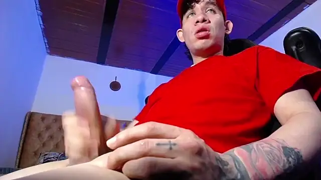 cute eidenx online show from December 23, 2025, 10:03 am