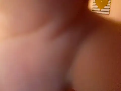 Blanquitaaa online show from December 1, 2024, 9:20 pm