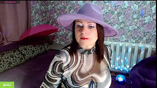 Snapshot of Julia-ru chatting on June 7, 2026, 9:42 pm Julia-ru online show from June 7, 2026, 9:42 pm