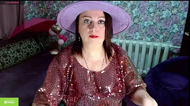 Julia-ru online show from April 18, 2026, 9:15 pm