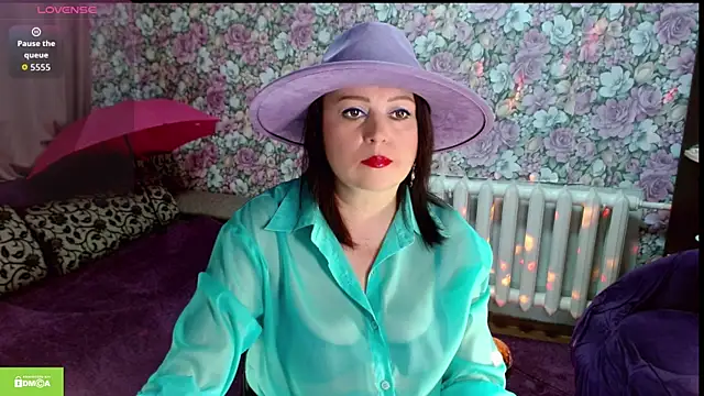 Snapshot of Julia-ru chatting on June 17, 2026, 9:57 pm Julia-ru online show from June 17, 2026, 9:57 pm