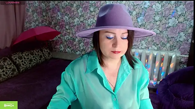 Julia-ru online show from May 29, 2026, 6:47 pm
