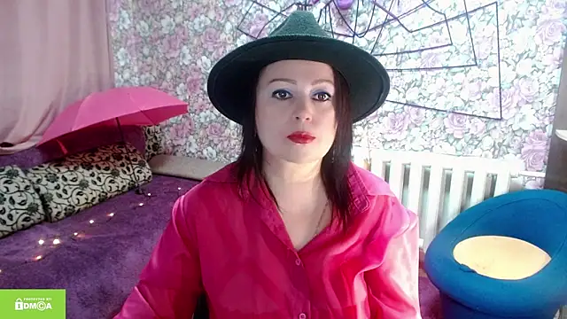 Julia-ru online show from November 4, 2025, 8:34 pm