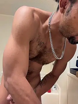 Snapshot of SavageViking chatting on November 17, 2025, 5:00 am SavageViking online show from November 17, 2025, 5:00 am