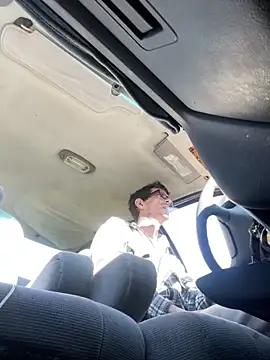 Snapshot of joeiandola chatting on October 30, 2025, 5:10 pm joeiandola online show from October 30, 2025, 5:10 pm