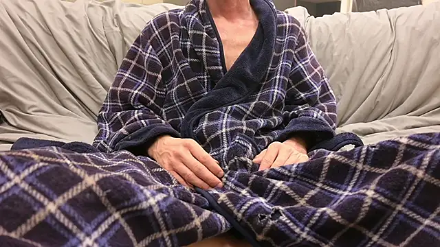 joeiandola online show from March 6, 2026, 3:45 am