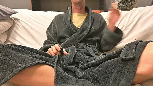 Snapshot of joeiandola chatting on November 6, 2025, 3:32 am joeiandola online show from November 6, 2025, 3:32 am