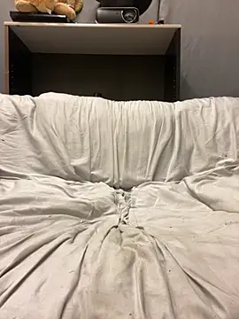 Snapshot of joeiandola chatting on November 8, 2025, 8:34 pm joeiandola online show from November 8, 2025, 8:34 pm