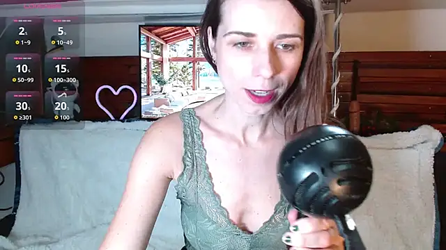 Snapshot of Trinity_Fire chatting on January 10, 2026, 8:26 pm Trinity Fire online show from January 10, 2026, 8:26 pm