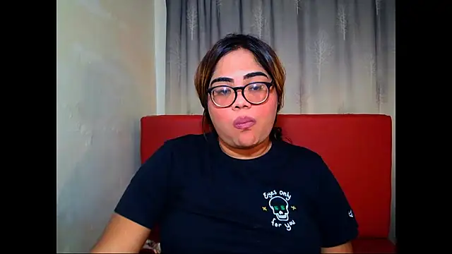 Snapshot of Indian_Lola00 chatting on July 11, 2026, 5:46 pm Indian Lola00 online show from July 11, 2026, 5:46 pm