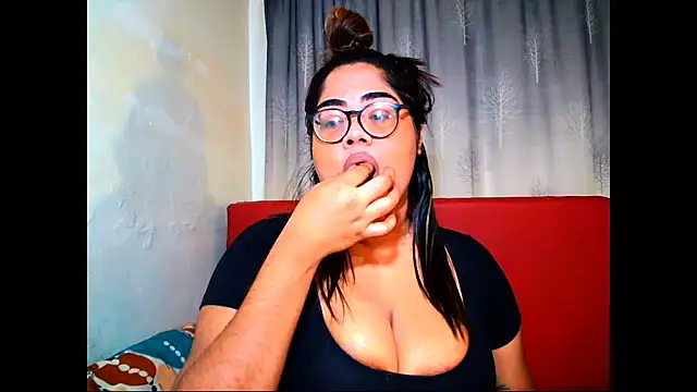 Snapshot of Indian_Lola00 chatting on July 8, 2026, 5:57 pm Indian Lola00 online show from July 8, 2026, 5:57 pm