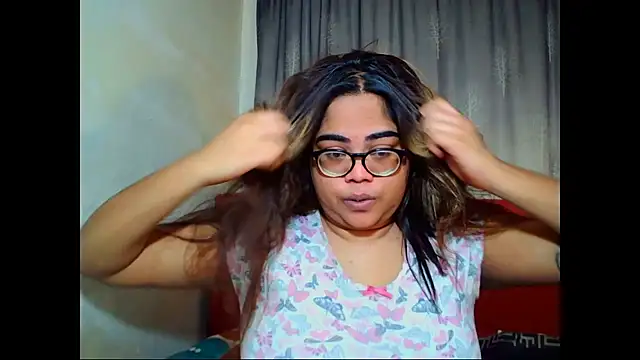 Snapshot of Indian_Lola00 chatting on July 12, 2026, 7:20 am Indian Lola00 online show from July 12, 2026, 7:20 am