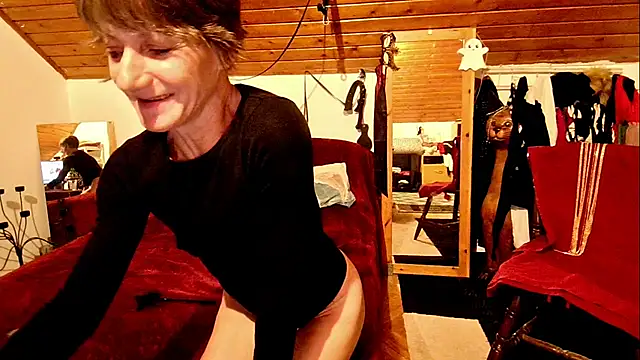 Snapshot of Hot_Colettte chatting on November 22, 2025, 10:41 pm Hot Colettte online show from November 22, 2025, 10:41 pm