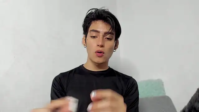 sebas rose online show from December 14, 2024, 2:00 am