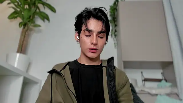 sebas rose online show from January 26, 2025, 2:45 am