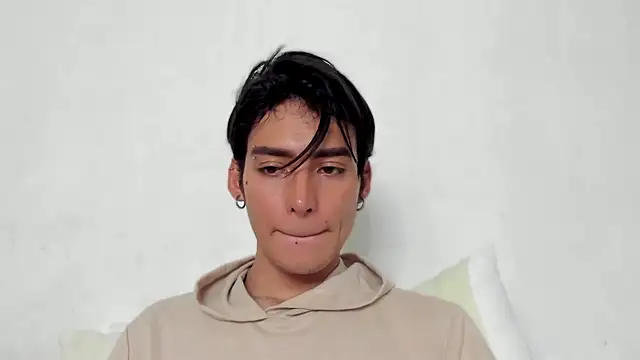 sebas rose online show from December 5, 2024, 5:33 pm