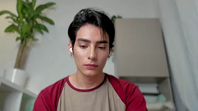 sebas rose online show from January 15, 2025, 10:46 pm