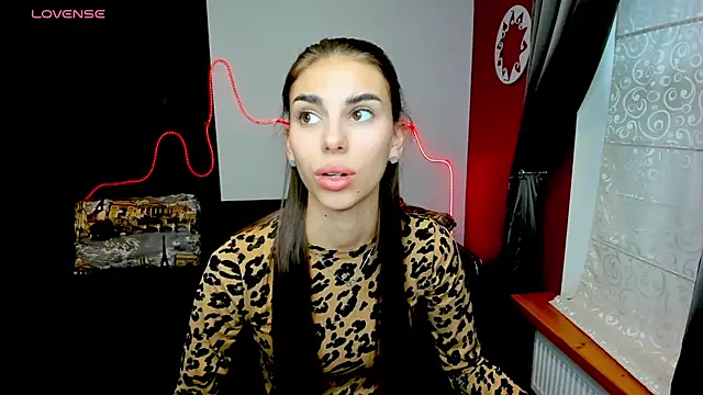 EmmyGreans online show from September 18, 2025, 6:38 am