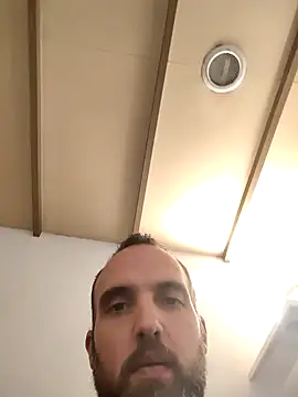 leon3875 online show from March 14, 2025, 3:25 pm