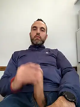 leon3875 online show from September 22, 2025, 3:29 pm