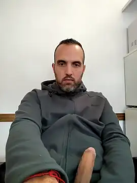 leon3875 online show from January 16, 2025, 3:24 pm