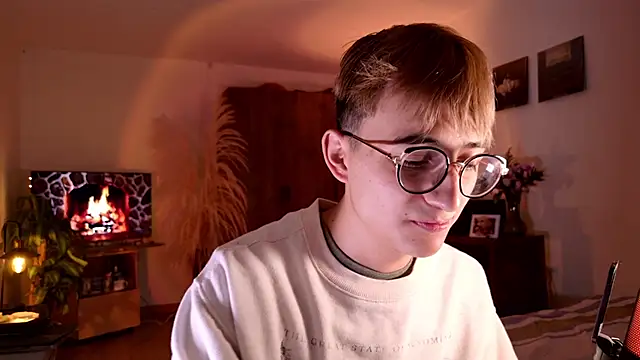 Mr evan1 online show from October 13, 2025, 4:08 pm