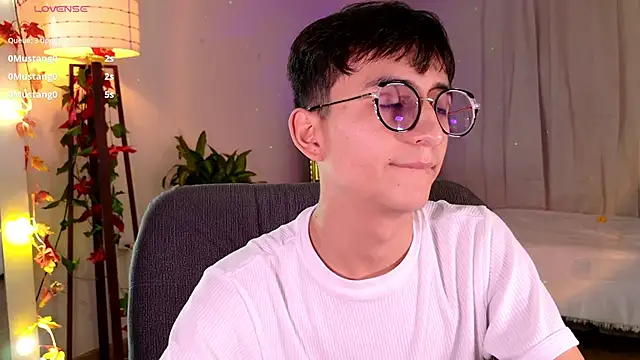 Mr evan1 online show from March 15, 2025, 8:32 pm