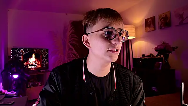 Mr evan1 online show from October 2, 2025, 4:32 pm