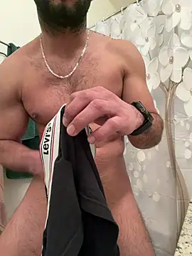 Snapshot of elchino0809 chatting on February 4, 2026, 4:13 pm elchino0809 online show from February 4, 2026, 4:13 pm