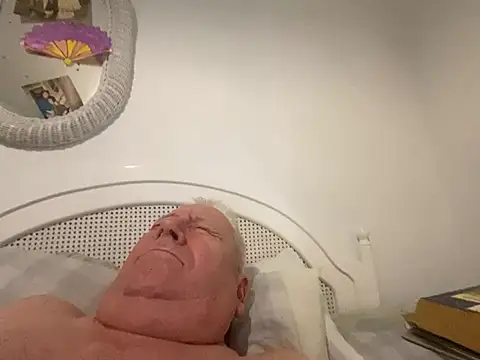 Snapshot of Bossinmidd12 chatting on January 27, 2025, 11:43 am Bossinmidd12 online show from January 27, 2025, 11:43 am