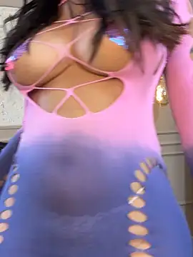 Snapshot of Alishak chatting on December 21, 2025, 9:37 pm Alishak online show from December 21, 2025, 9:37 pm