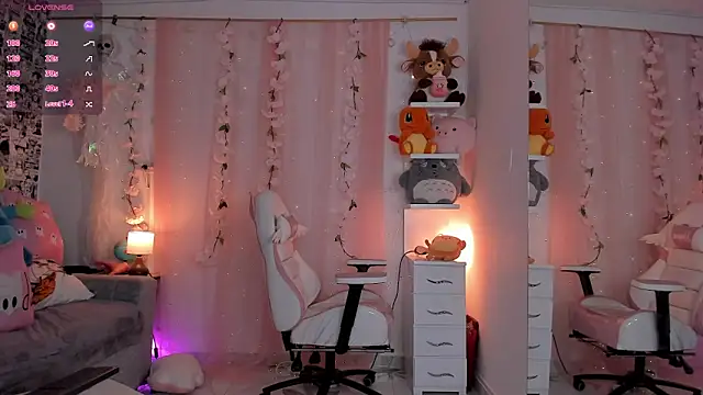 Snapshot of _dayana_miler chatting on February 6, 2026, 12:39 am dayana miler online show from February 6, 2026, 12:39 am