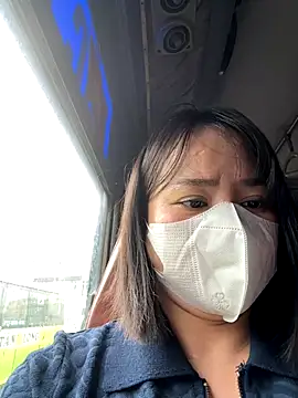 May-Squirt online show from November 18, 2025, 7:00 am