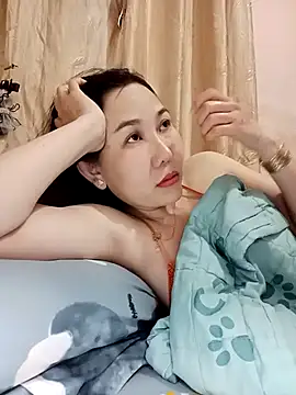 Snapshot of Ana_love2000 chatting on September 10, 2025, 1:54 pm Ana love2000 online show from September 10, 2025, 1:54 pm