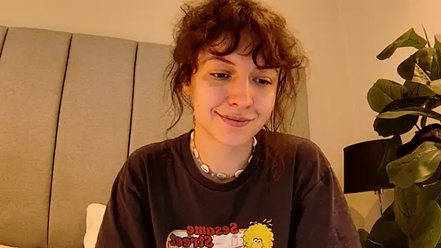 Snapshot of sun_place chatting on February 23, 2026, 7:53 am sun place online show from February 23, 2026, 7:53 am