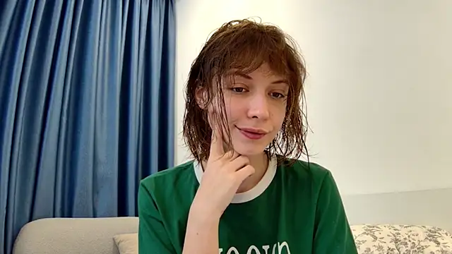 Snapshot of sun_place chatting on February 26, 2025, 7:23 am sun place online show from February 26, 2025, 7:23 am