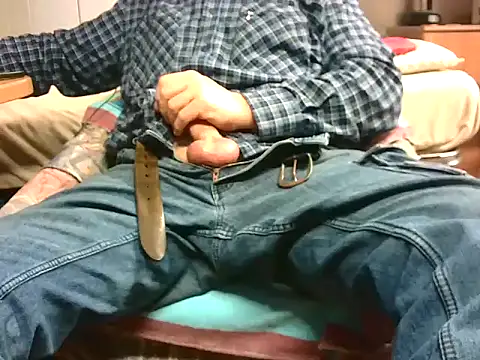 Giulio35 Pika online show from February 25, 2026, 4:18 pm