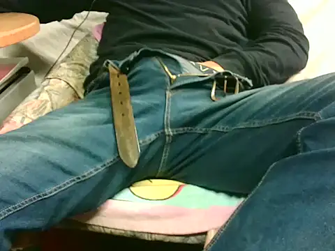 Giulio35 Pika online show from November 11, 2025, 4:13 pm